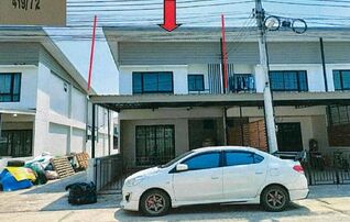 ทรัพย์สถาบันโดย GHB ทาวน์เฮาส์ ฮิลล์ฮัท