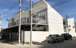 🏡 ขายบ้านทาวน์โฮม 2 ชั้น 🌟โครงการลลิล พร๊อพเพอร์ตี้ พัทยา 📍พิกัด : ถนนพัฒนาการ(ซอยเนินพลับหวาน) : เจ้าของขายเอง (งดรับนายหน้า)