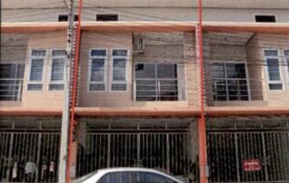 ทรัพย์สถาบันโดย GHB ทาวน์เฮาส์ ถนนสายบ้านบางแฟบ-บ้านคลองวาด