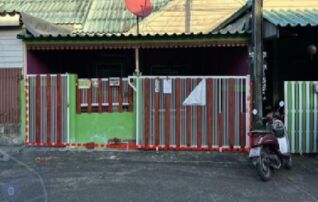 ทรัพย์สถาบันโดย GHB ทาวน์เฮาส์ เรือนแก้ว
