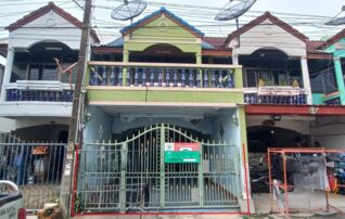 ทรัพย์ธนาคารโดย KASIKORNBANK ทาวน์เฮาส์ ซอยศรีราชา - หนองค้อ 8/4 ถนนศรีราชา - หนองค้อ