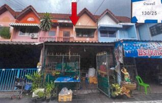 ทรัพย์สถาบันโดย GHB ทาวน์เฮาส์ ซอยสุขุมวิท 37 ถนนสุขุมวิท