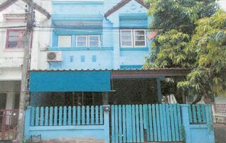 ทรัพย์สถาบันโดย อาคารสงเคราะห์ ทาวน์เฮาส์ ฟ้ารังสิต