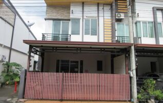 ทรัพย์สถาบันโดย GHB ทาวน์เฮาส์ กัสโต้ ท่าน้ำนนท์-พระราม 5 (Gusto Thanamnon-Rama 5)