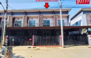 ทรัพย์สถาบันโดย GHB ทาวน์เฮาส์ ศรีวังน้อย