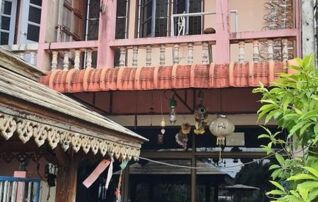 ทรัพย์สถาบันโดย  ธอส  ทาวน์เฮาส์  กาญจนดิษฐ์ สุราษฎร์ธานี
