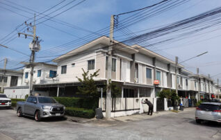 ทรัพย์สถาบันโดย JAM ทาวน์เฮาส์ พฤกษาวิลล์ 77 พุทธมณฑลสาย 4 (Pruksa Ville 77 Phutthamonthon Sai 4)