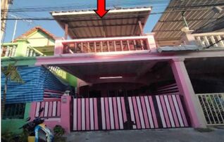 ทรัพย์สถาบันโดย GHB ทาวน์เฮาส์ ถุงทอง วิลเลจ