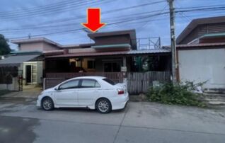 ทรัพย์สถาบันโดย GHB บ้านแฝด ปลายฟ้า