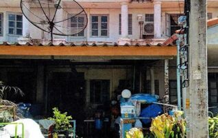 ทรัพย์สถาบันโดย ธอส. ทาวน์เฮาส์  บางบัวทอง นนทบุรี
