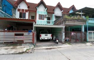ทรัพย์ธนาคารโดย ธอส. ทาวน์เฮาส์ ศรีสุนทร