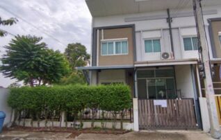 ทรัพย์สถาบันโดย GHB ทาวน์เฮาส์ ลลิลทาวน์ไลโอรังสิต-คลอง 2 (Lalin Town Lio Rangsit-Klong 2)