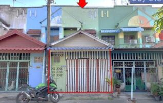 ทรัพย์สถาบันโดย GHB ทาวน์เฮาส์ แสงตะวัน