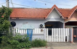 ทรัพย์สถาบันโดย GHB ทาวน์เฮาส์ ยูตะ