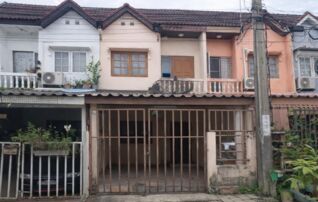 ทรัพย์สถาบันโดย GHB ทาวน์เฮาส์ ลีลา