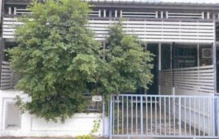 ทรัพย์สถาบันโดย GHB ทาวน์เฮาส์ ซอยหมู่บ้าน เดอะนารา เพ ถนนสายโคกขวาง-คลองรั้ง(