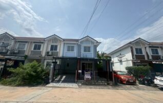 ทรัพย์สถาบันโดย JAM ทาวน์เฮาส์ บ้านพฤกษา 62 กิ่งแก้ว - หนามแดง (Passorn 28 Kingkaew-Namdaeng)