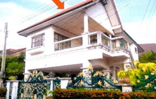 ทรัพย์สถาบันโดย GHB บ้านเดี่ยว อัมพรเพลส