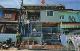 ทรัพย์สถาบันโดย GHB ทาวน์เฮาส์ นริศรา