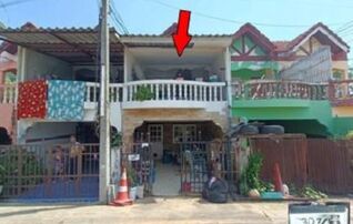 ทรัพย์สถาบันโดย GHB ทาวน์เฮาส์ ถนนเจ้าลาย