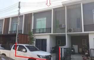 ทรัพย์สถาบันโดย GHB ทาวน์เฮาส์ บ้านพฤกษานารา โรจนะ-สามเรือน (Baan Pruksa Nara Rojana-Samruean)