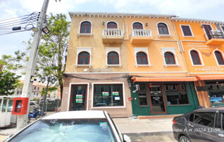 ทรัพย์ธนาคารโดย KASIKORNBANK ทาวน์เฮาส์ ซอยในโครงการ ถนนวัชรพล