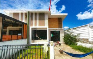 ทรัพย์สถาบันโดย GHB ทาวน์เฮาส์ ปลวกแดง ระยอง