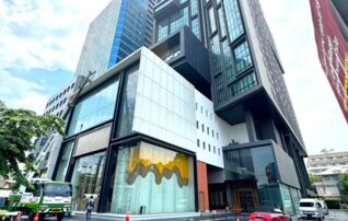 ทรัพย์ธนาคารโดย KASIKORNBANK คอนโด เมอเวนพิค เรสซิเดนซ์ เอกมัย (อัพ เอกมัย) (Movenpick Residence Ekamai (Up Ekamai))