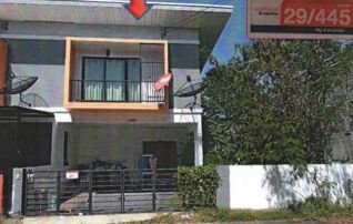 ทรัพย์ธนาคารโดย GHB ทาวน์เฮาส์ มณีรินทร์ โมเดิร์นโฮม บ่อวิน (Maneerin Modern Home Bowin)