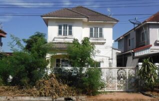 ทรัพย์สถาบันโดย GHB บ้านเดี่ยว เค.ซี. กรีนวิลล์ (K.C. Green Ville)