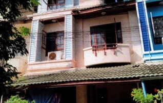 ทรัพย์สถาบันโดย GHB ทาวน์เฮาส์ ธัญบุรี ปทุมธานี