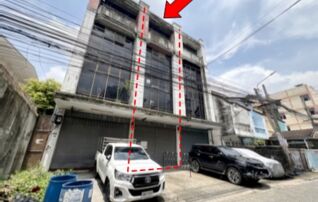 ทรัพย์ธนาคารโดย บริษัท บริหารสินทรัพย์สุขุมวิท จำกัด ตึกแถว-อาคารพาณิชย์ ซอยลาดพร้าว 134 ถนนลาดพร้าว
