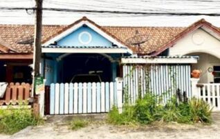 ทรัพย์สถาบันโดย GHB ทาวน์เฮาส์ แวนด้า การ์เด้นท์