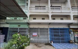 ทรัพย์สถาบันโดย ตึกแถว-อาคารพาณิชย์