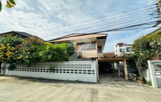 *เจ้าของขายเองครับ*  บ้านทำเลดี โชคชัย4 ซอย76   ขนาด 76 ตรว. - หมู่บ้านสมพลนิเวศน์ 2  บ้านเดี่ยว 2ชั้น : เจ้าของขายเอง (งดรับนายหน้า)