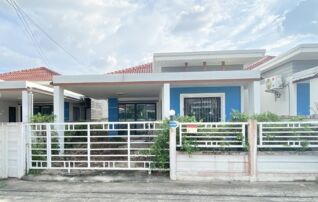 ทรัพย์สถาบันโดย GHB บ้านแฝด ธนาภิรมย์