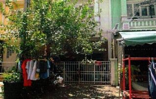 ทรัพย์สถาบันโดย GHB ทาวน์เฮาส์ ไทรน้อย นนทบุรี