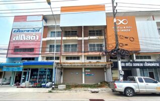 ทรัพย์ธนาคารโดย KASIKORNBANK ทาวน์เฮาส์ ถนนสุขมวิท (ทล.3)