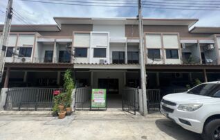 ทรัพย์สถาบันโดย JAM ทาวน์เฮาส์ สุขใจวิลล่า (Sukjai Villa 6)