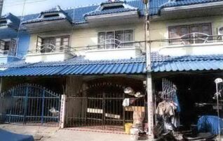 ทรัพย์สถาบันโดย ธอส. ทาวน์เฮาส์ ดี.ดี.