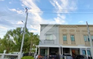 ขายทาวน์เฮ้าส์ 2 ชั้น siri place เมกาบางนา หลังมุม ติดแม่น้ำสวน สงบและเป็นส่วนตัว : เจ้าของขายเอง