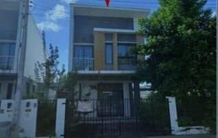 ทรัพย์สถาบันโดย GHB บ้านแฝด ซอยม.สารินโนว่า ถนนทล.แผ่นดินหมายเลข 23