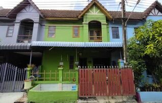 ทรัพย์สถาบันโดย ธอส. ทาวน์เฮาส์ ร่มรื่นวิลล์