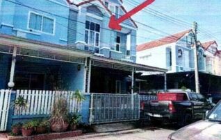 ทรัพย์สถาบันโดย GHB ทาวน์เฮาส์ บ้านวรารักษ์ รังสิต-คลองสาม (Baan Wararak Rangsit-Klong Sam)