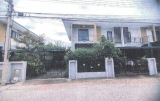 ทรัพย์สถาบันโดย GHB บ้านแฝด ไอลีฟพาร์ควงแหวน-รังสิตคลอง 4