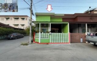 ทรัพย์สถาบันโดย GHB ทาวน์เฮาส์ เดอะอีโค่ เรสซิเดน