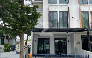 ให้เช่า ทาวน์โฮม 3ชั้น ขนาด33ตรว บ้านหัวมุม  🏠 Areeya Mandarina  Sukumvit77 (อารียาแมนดารีน่า สุขุมวิท77) ติดถนนอ่อนนุช ก่อนถึง ซ. อ่อนนุช 39  : เจ้าของให้เช่าเอง (งดรับนายหน้า)