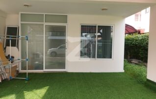 ขายทาวน์โฮม 2 ชั้น  หมู่บ้านพฤกษาทาวน์เน็กซ์ ถนนพระยาสุเรนทร์  บ้านอยู่ซอยต้นๆ ใกล้ทางเข้าหมู่บ้าน : เจ้าของขายเอง (งดรับนายหน้า)