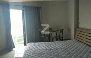 เตียง6ฟุต พร้อมฟูก และ Bed Cover