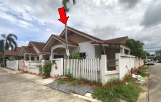 ทรัพย์สถาบันโดย บริษัท บริหารสินทรัพย์สุขุมวิท จำกัด บ้านเดี่ยว ปารียา ศรีราชา